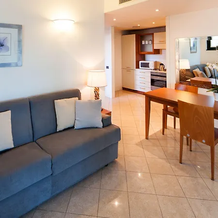 Cosmo Residence-2